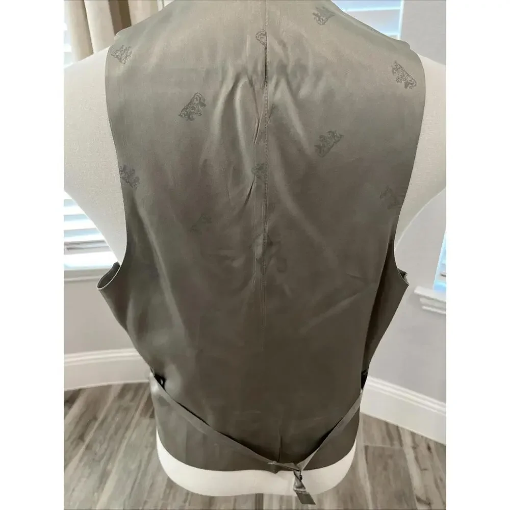 MENS GREY SUIT VEST - UNKNOWN MFG SIZE APPROX MEDIUM